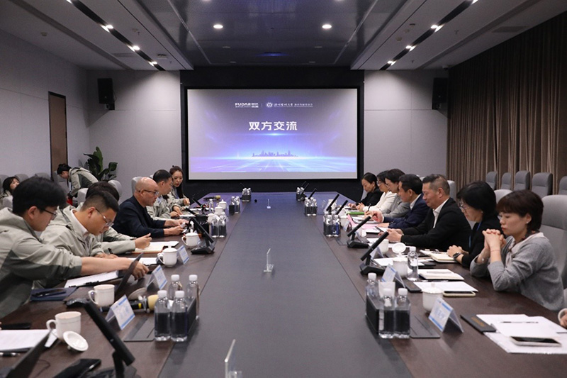 Discusión entre las dos partes